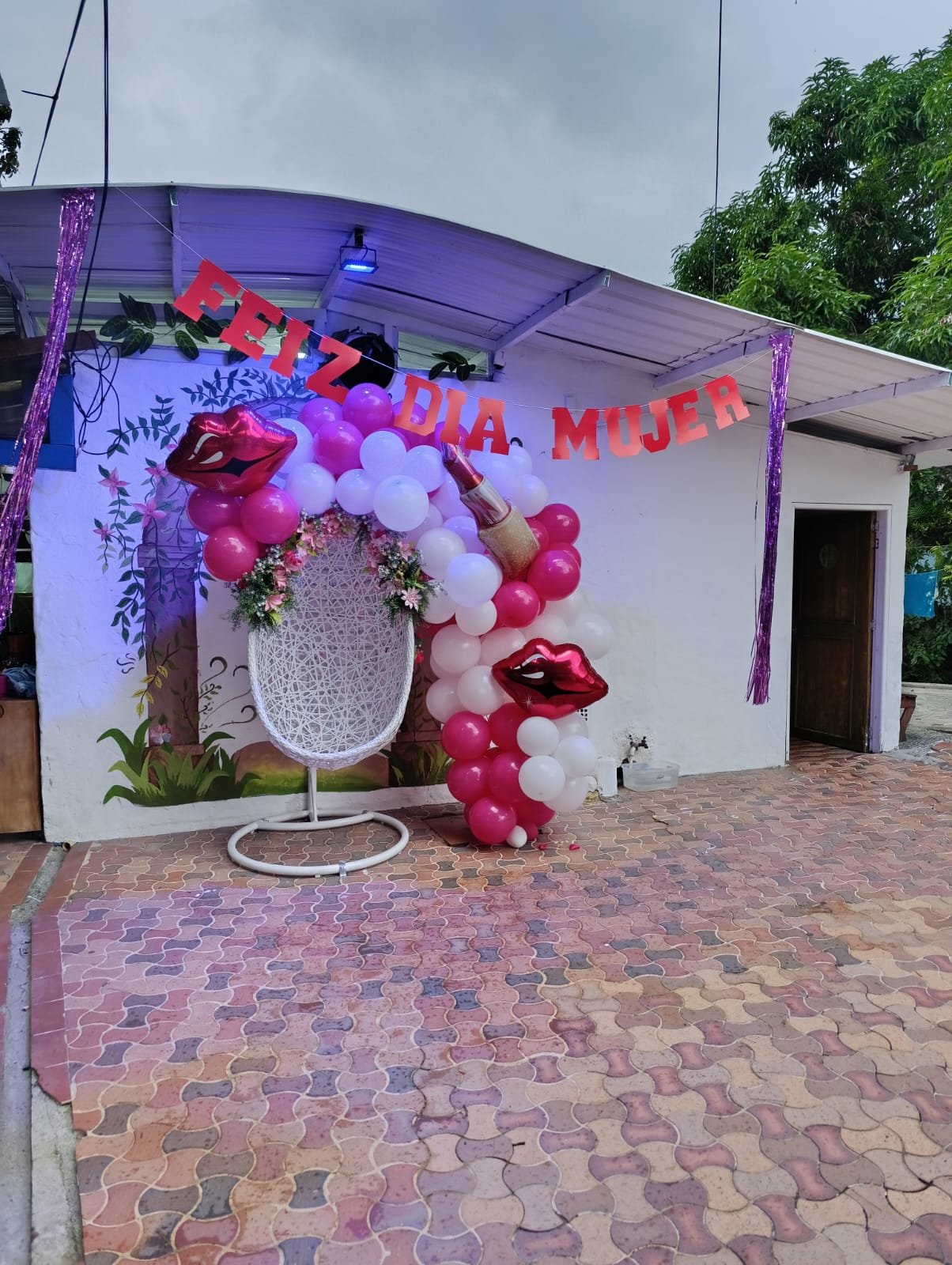 Decoration 6