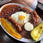 BANDEJA PAISA (1)